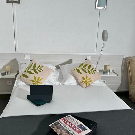 Hotel De La Tour Saint Etienne Sud Екстериор снимка