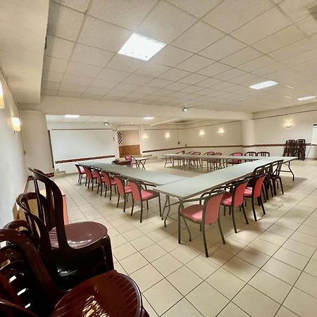 Hotel De La Tour Saint Etienne Sud Екстериор снимка